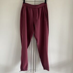 Lululemon Team Canada Surge Jogger EUC
